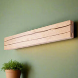 Moderne Wandleuchte in Form eines Risses-Leuchtezauber