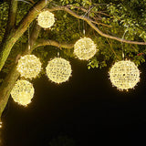 Guirlande lumineuse de Noël à boules en rotin LED