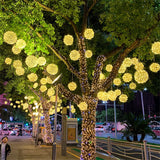 Guirlande lumineuse de Noël à boules en rotin LED