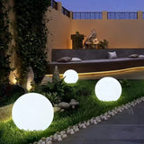 LUXARÉ GlowSphere RGB Gartenleuchte-Leuchtezauber
