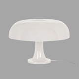 Minimalistische Tischlampe in Pilzform-Leuchtezauber