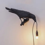 Glücksvogel Tischleuchte aus Kunstharz – Moderne LED Design Tischlampe | Dekorative Ambienteleuchte | Stilvolle Nachttischlampe