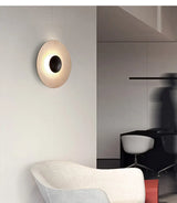 NordicGlow – Moderne Runde LED Wandleuchte im Nordischen Holzdesign