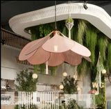 LumaFlora Petal Light – Stoff-Pendelleuchte mit farbigen Blütenblättern
