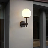 LumiNord – Nordische Moderne LED-Wandleuchte mit Glas-Lichtkugel