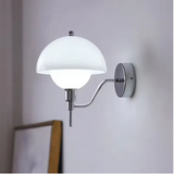 Wandleuchte Pilz in Creme Farbe