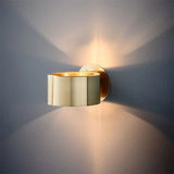 AureoGlow – Moderne Nordic Wandleuchte