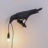 Glücksvogel Tischleuchte aus Kunstharz – Moderne LED Design Tischlampe | Dekorative Ambienteleuchte | Stilvolle Nachttischlampe